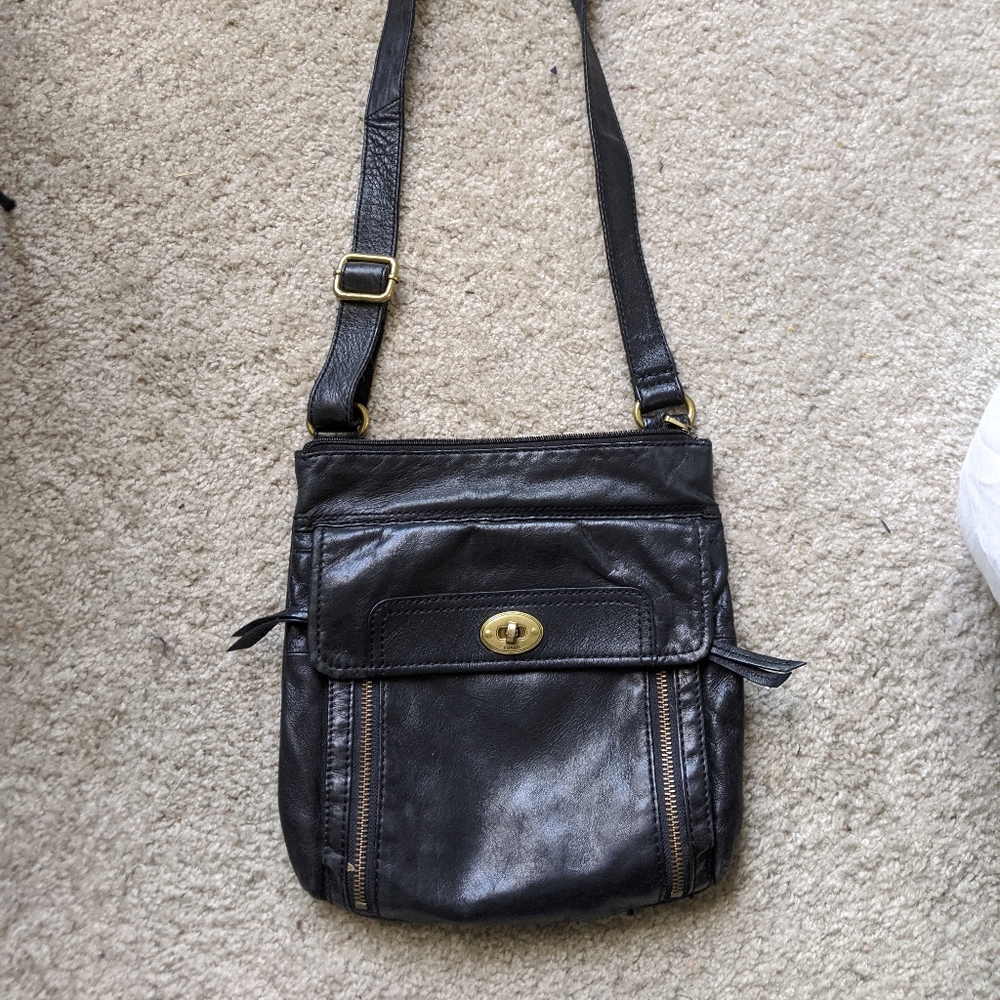 Fossil purse